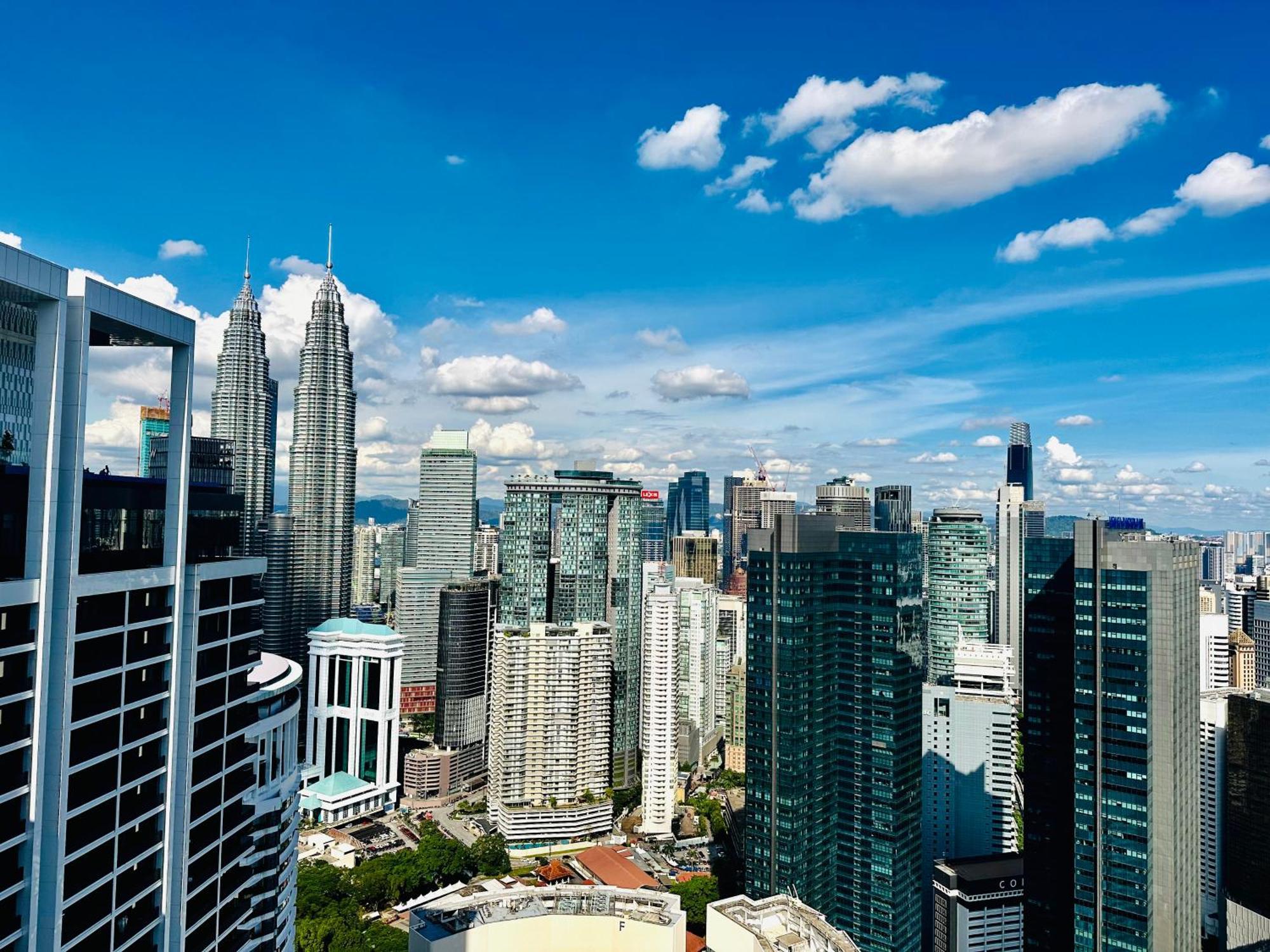 The Platinum Kuala Lumpur By Cozy White Appartamento Esterno foto