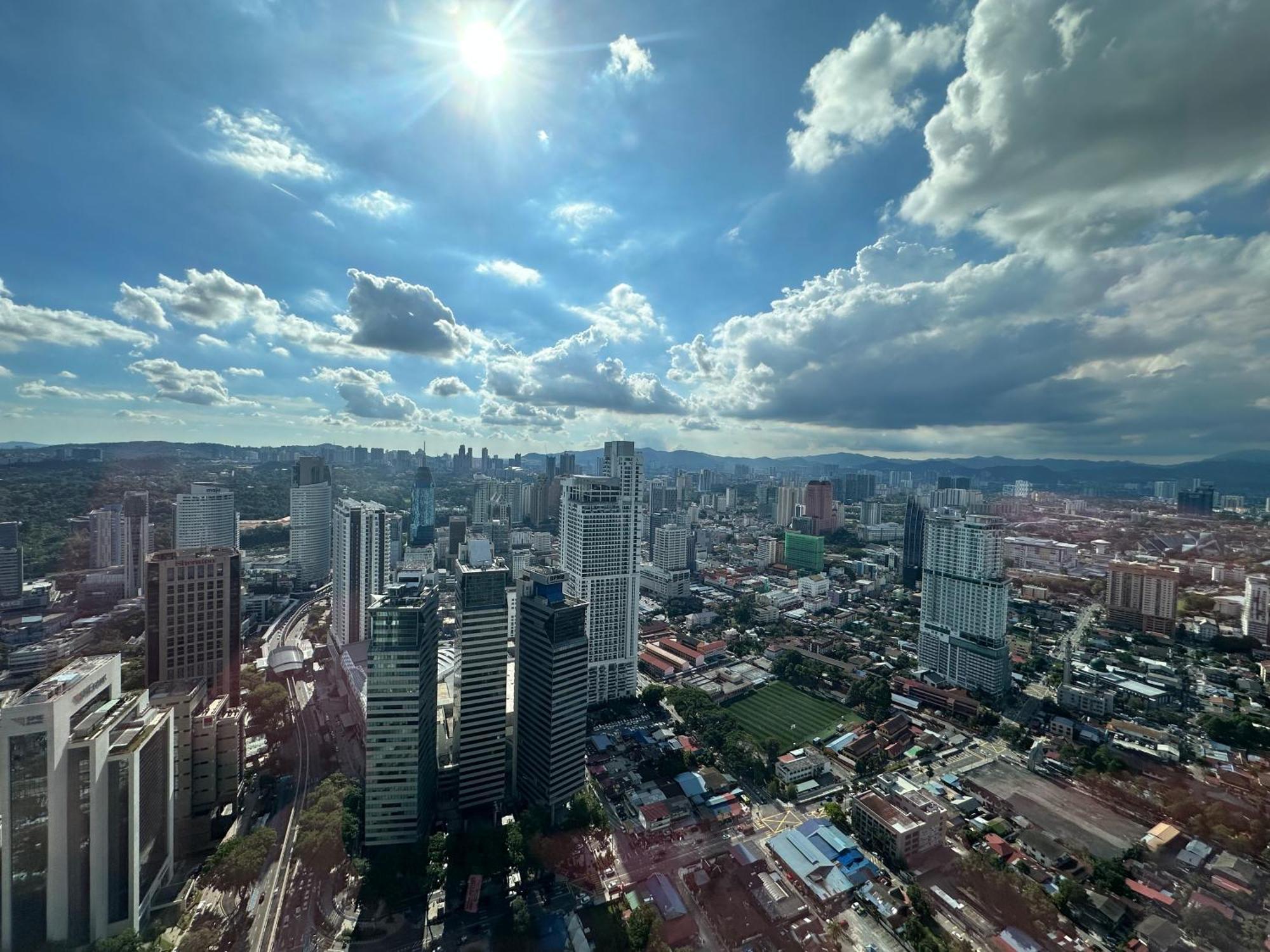 The Platinum Kuala Lumpur By Cozy White Appartamento Esterno foto