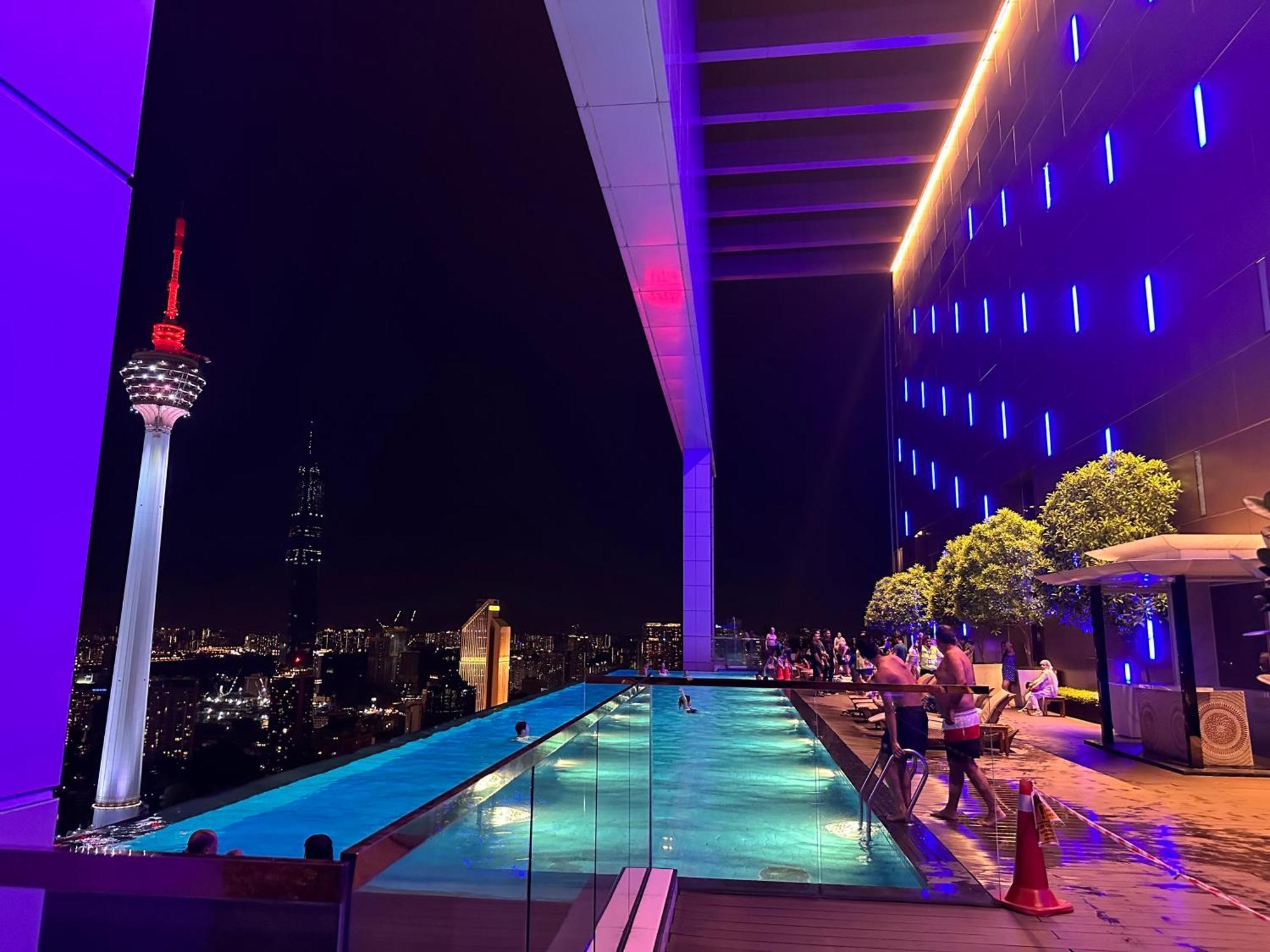 The Platinum Kuala Lumpur By Cozy White Appartamento Esterno foto