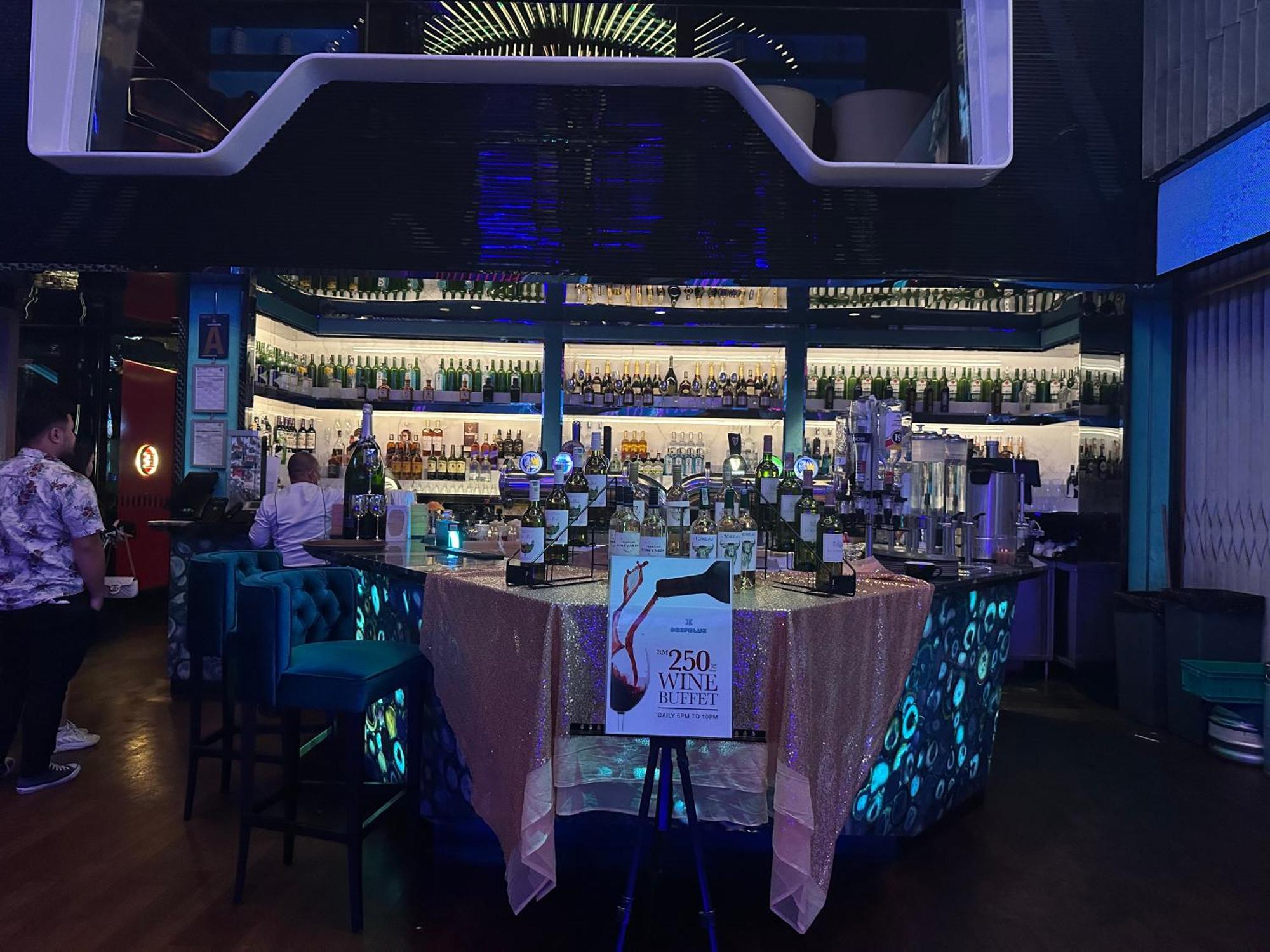 The Platinum Kuala Lumpur By Cozy White Appartamento Esterno foto